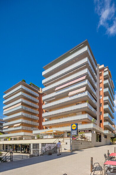 Multifamily in Castelldefels, Barcelona for sale - Building Photo - Image 2 of 2