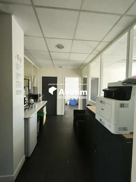 Office in Épinay-sur-Orge for lease - Interior Photo - Image 3 of 11