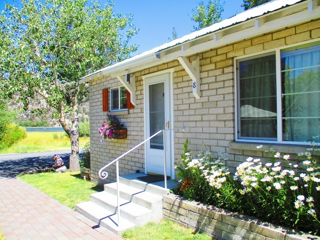 32 N Brenner St, June Lake, CA for sale Building Photo- Image 1 of 1