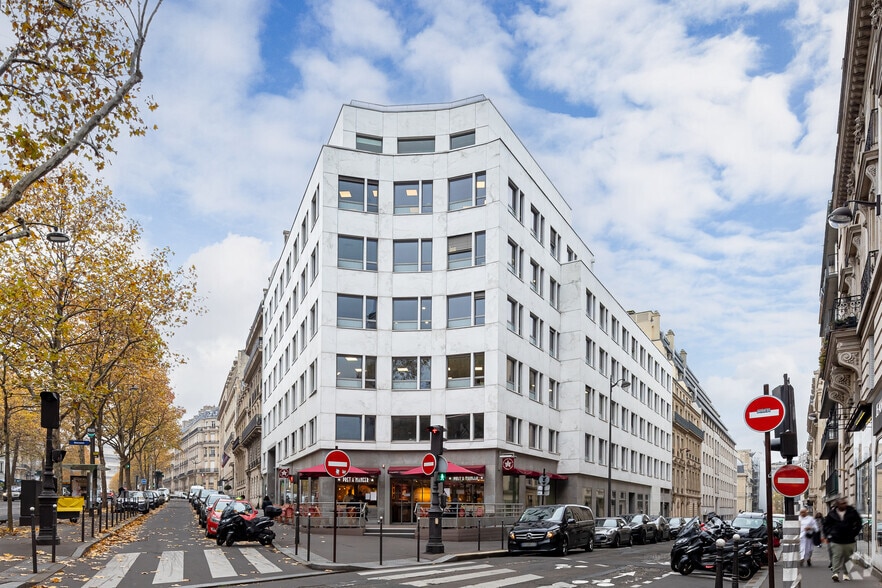 58 Avenue Marceau, Paris for lease - Building Photo - Image 3 of 5