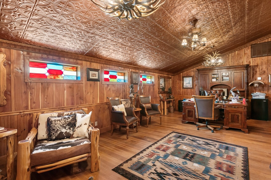 2692 Highway 105 W, Navasota, TX for sale - Interior Photo - Image 3 of 126