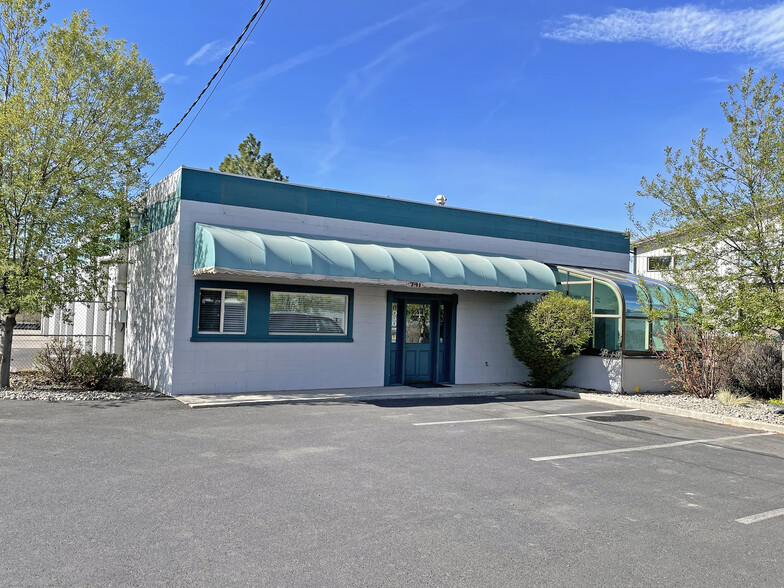 741 SE Glenwood Dr, Bend, OR for sale - Building Photo - Image 1 of 1