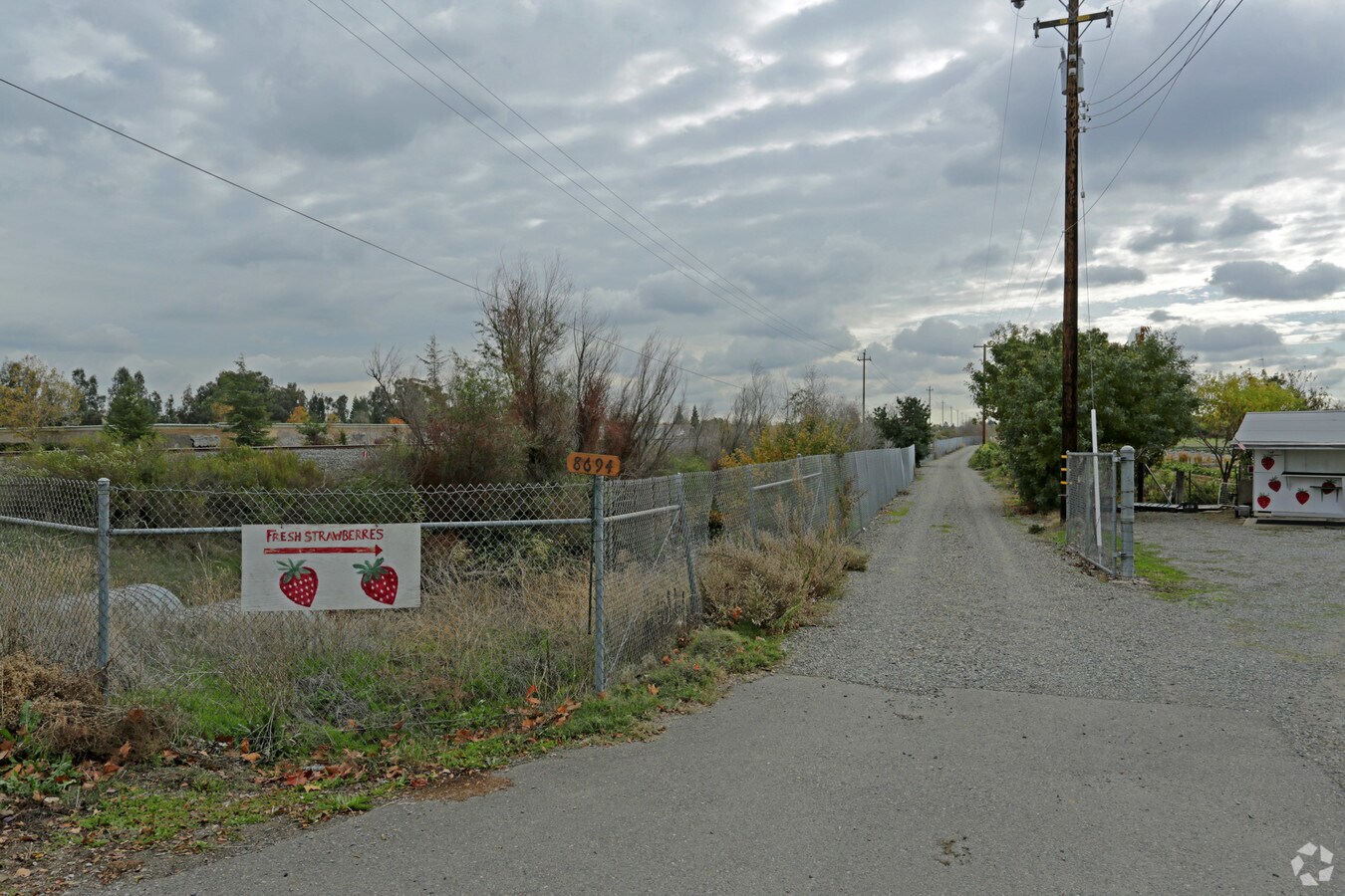 8694 Calvine Rd, Elk Grove, CA 95624