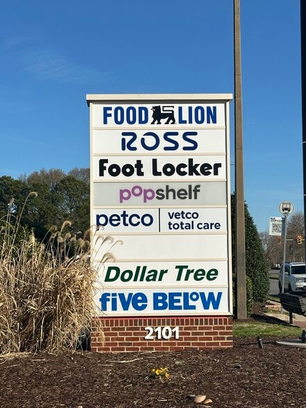 2101 Coliseum Dr, Hampton, VA for lease - Building Photo - Image 2 of 5