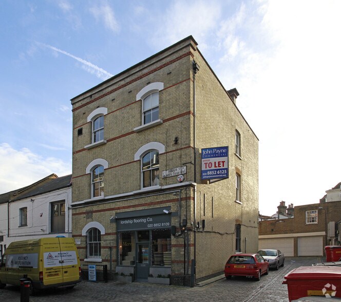 Brigade St, London for lease - Primary Photo - Image 1 of 9