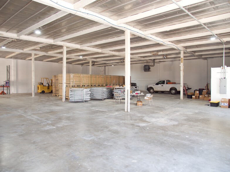 200 Eastgate Rd, Barstow, CA for lease - Interior Photo - Image 2 of 10