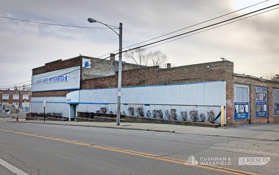 4005 Clark Ave, Cleveland, OH for sale - Primary Photo - Image 1 of 1