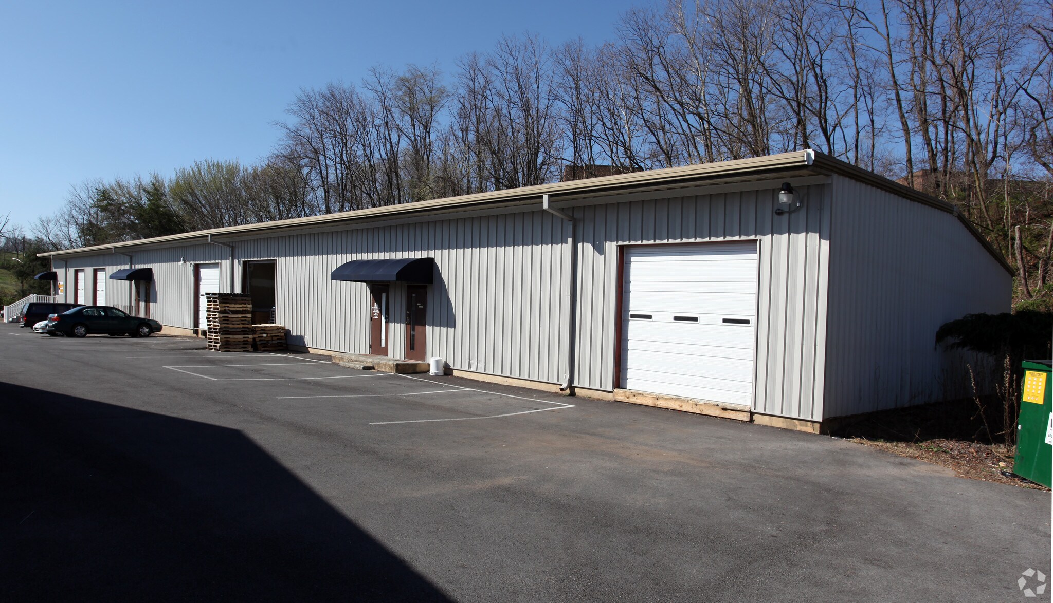 3791 Peters Creek Rd, Roanoke, VA for sale Primary Photo- Image 1 of 1