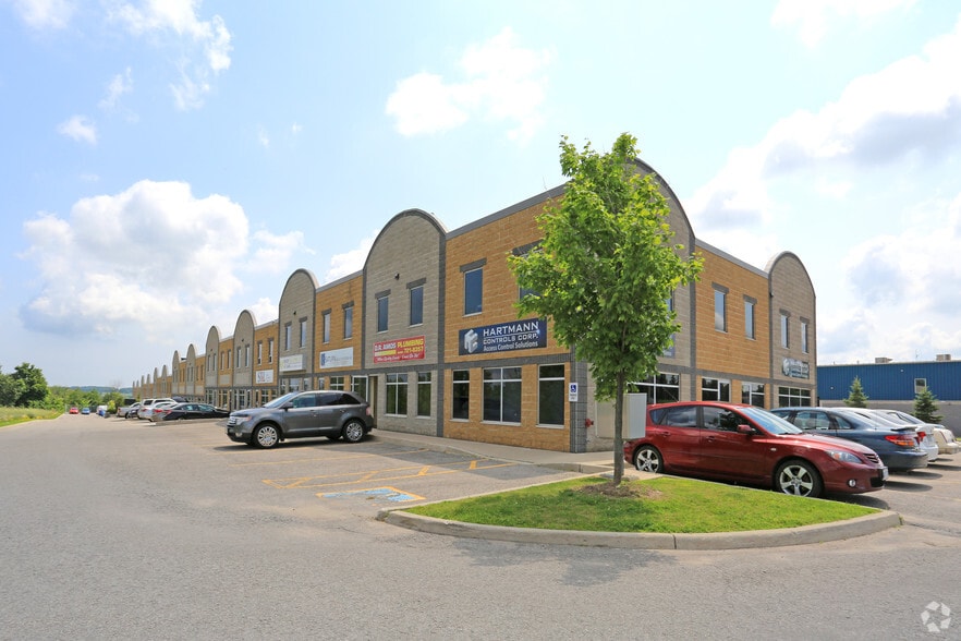 647 Welham Rd, Barrie, ON for sale - Primary Photo - Image 1 of 1