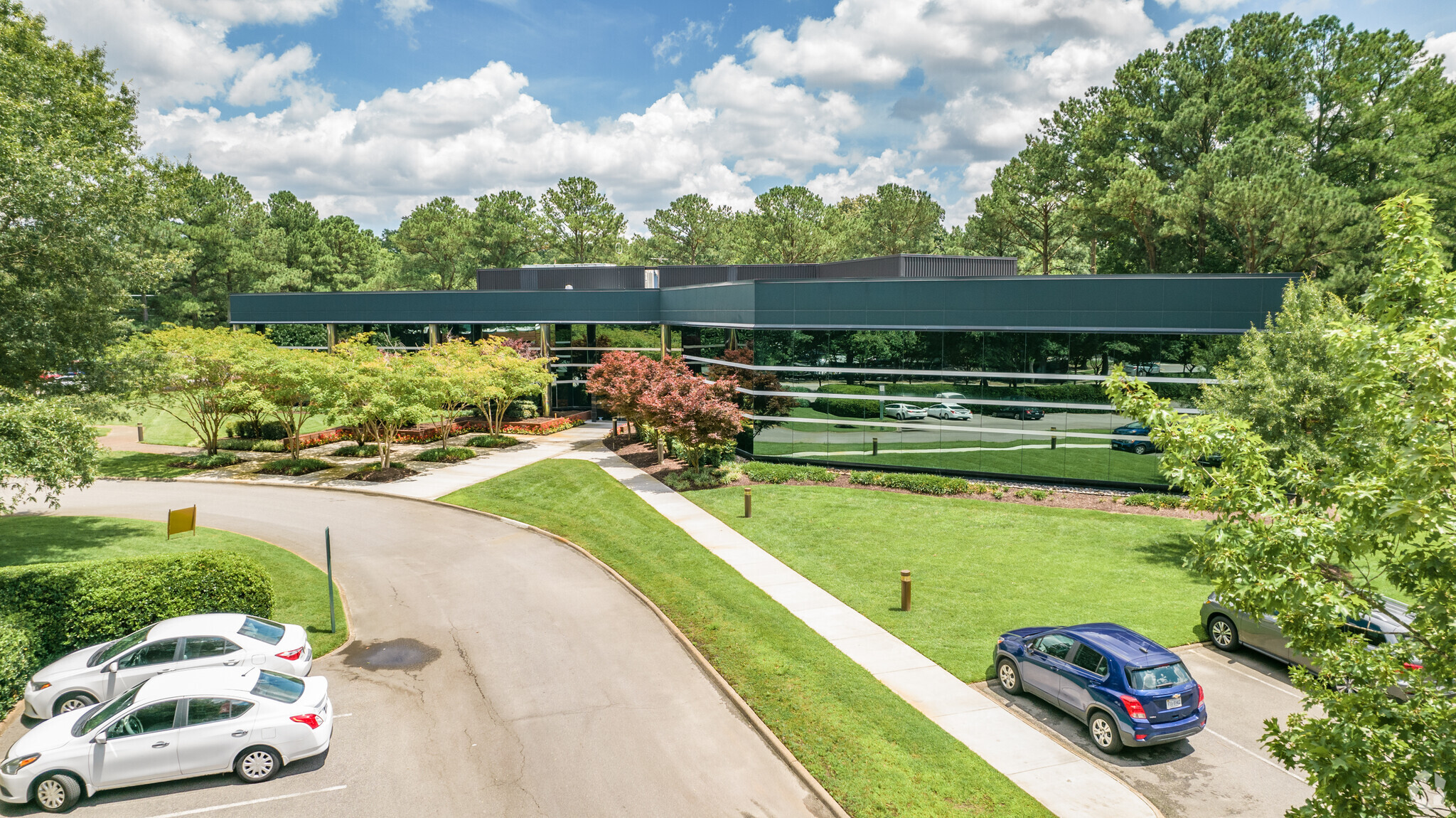 5041 Corporate Woods Dr, Virginia Beach, VA for lease Building Photo- Image 1 of 20