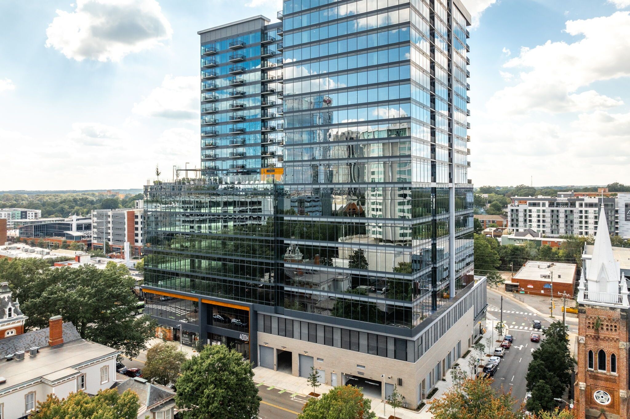 400 Hillsborough St, Raleigh, NC for lease Building Photo- Image 1 of 8