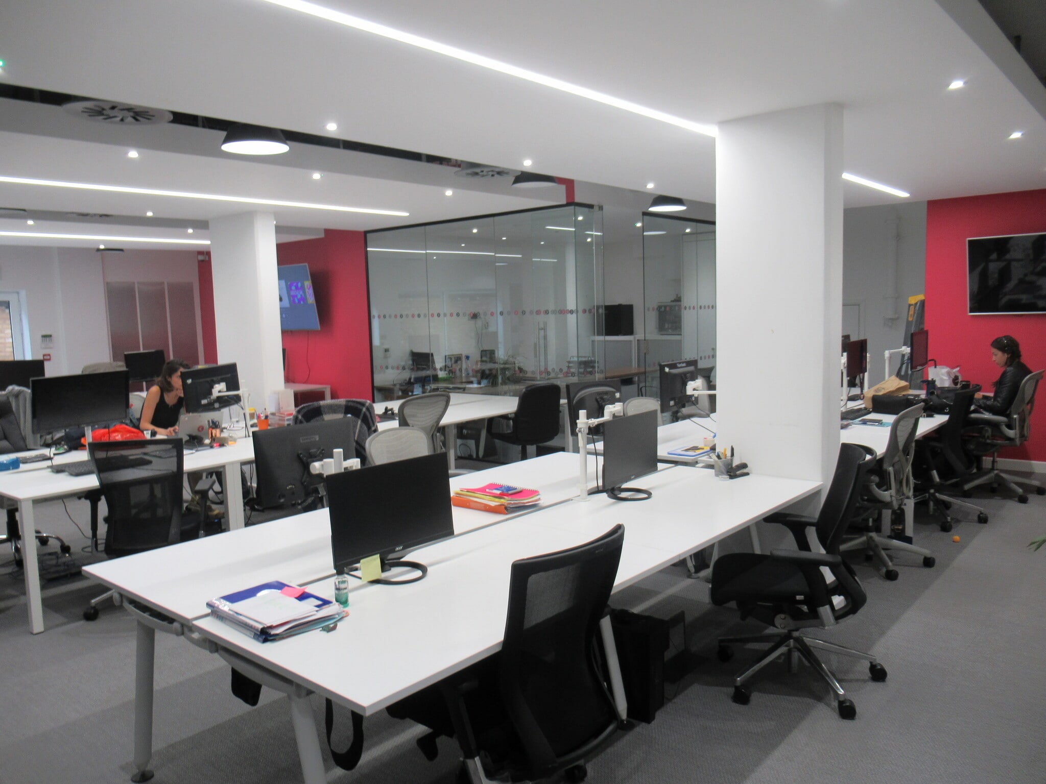 83 Hartfield Rd, London for lease Interior Photo- Image 1 of 6
