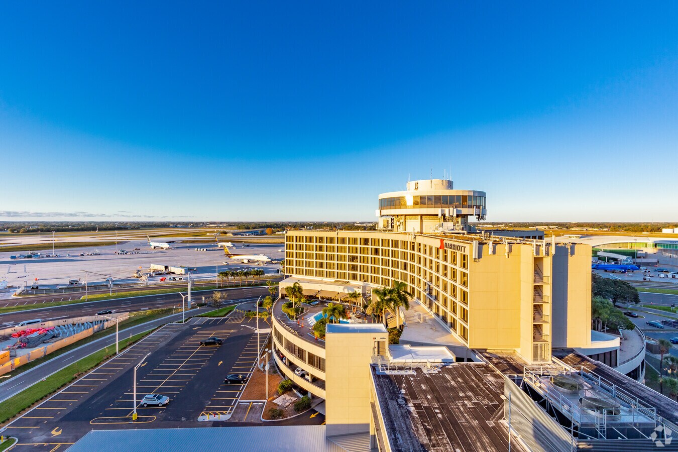4200 George J Bean Pky, Tampa, FL 33607 | LoopNet