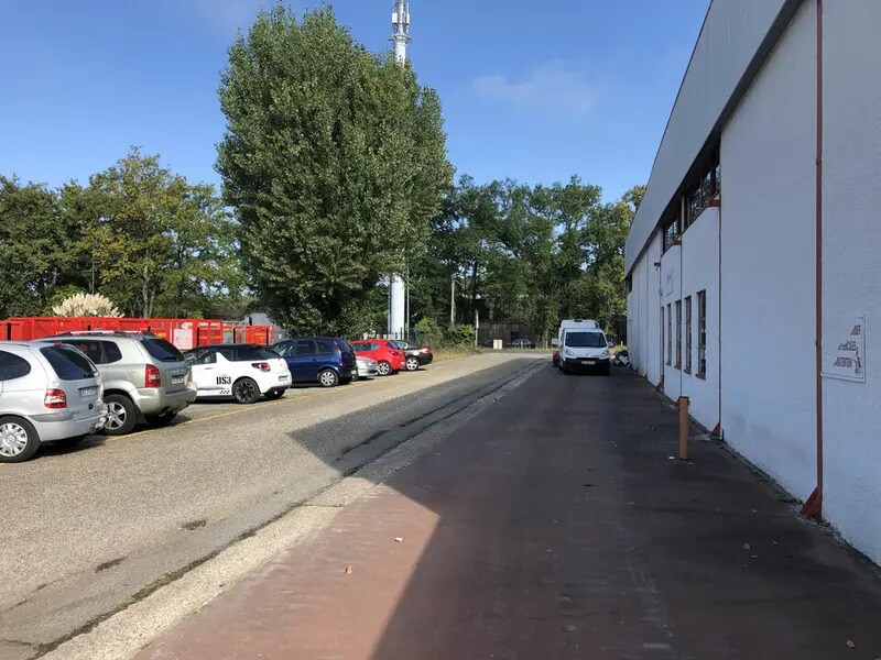 Industrial in Pessac for lease Building Photo- Image 1 of 5