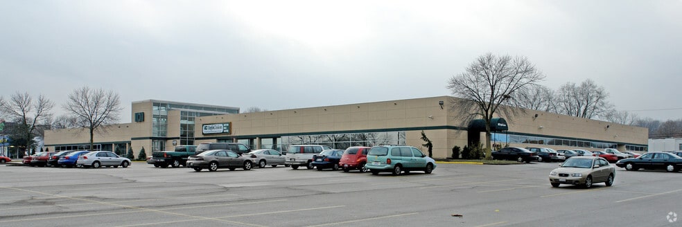 101 Woodman Dr, Dayton, OH for lease - Building Photo - Image 3 of 15