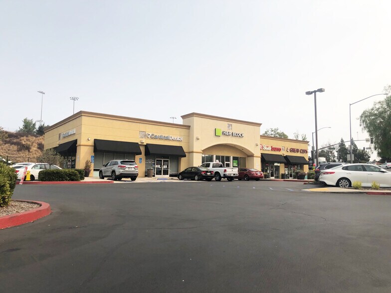 89208960 Fletcher Pky, La Mesa, CA 91942