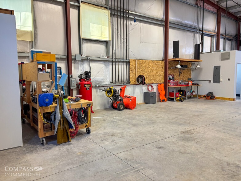 63075 Crusher Ave, Bend, OR for sale - Building Photo - Image 3 of 30