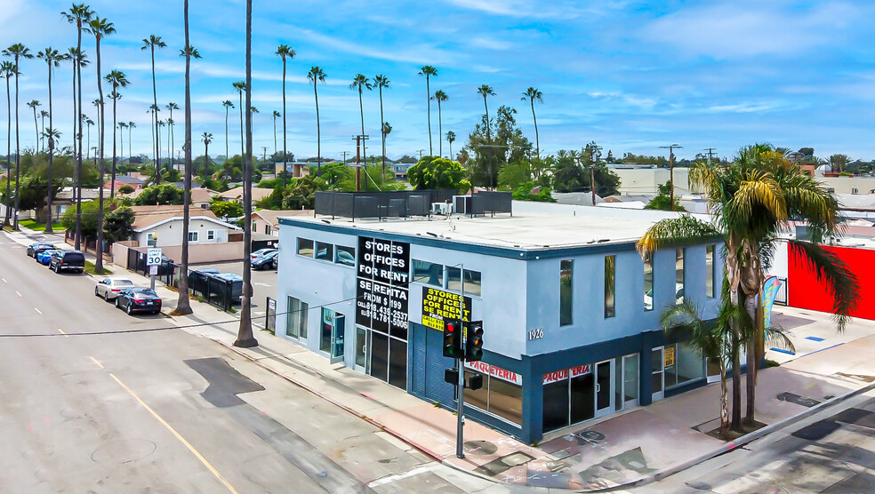 1926 S Main St, Santa Ana, CA for lease - Building Photo - Image 3 of 15