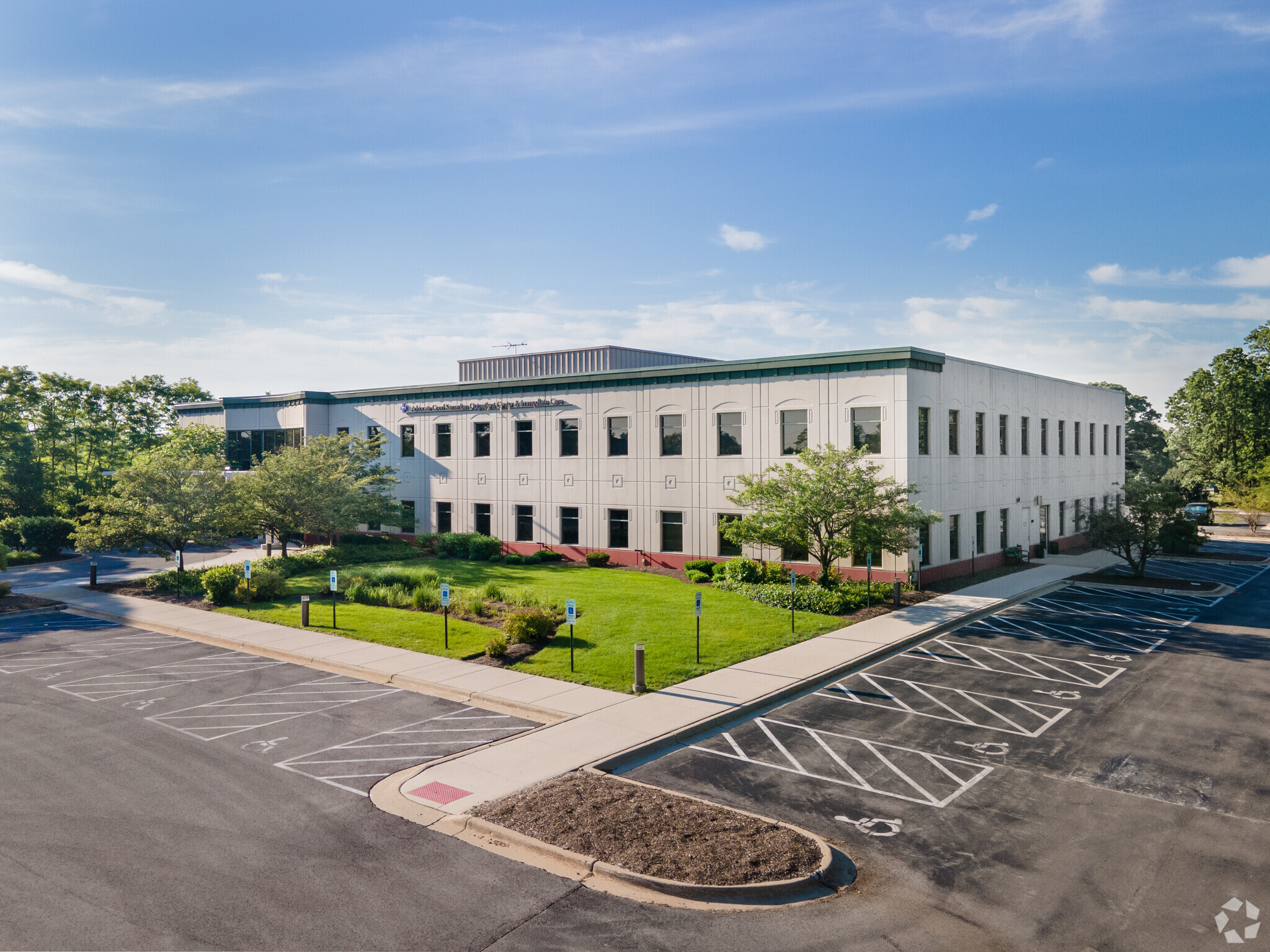 15900 W 127th St, Lemont, IL for lease Building Photo- Image 1 of 7