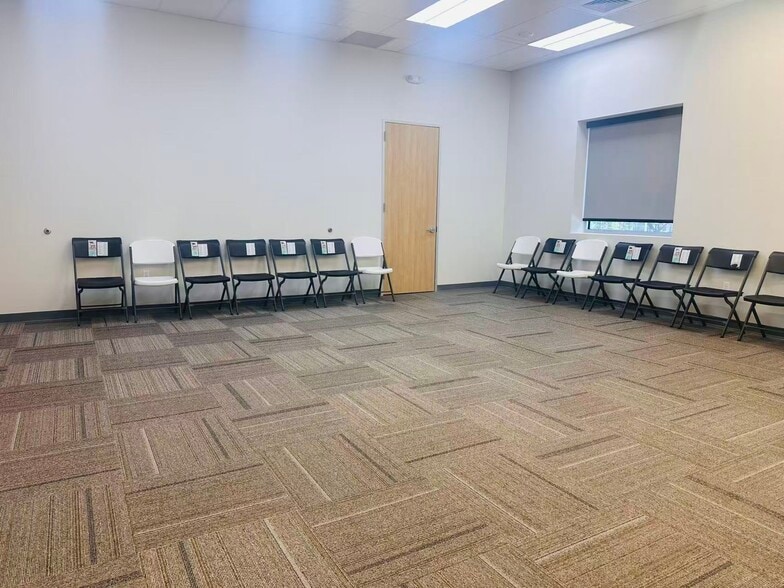 24825 Roesner Rd, Katy, TX for lease - Building Photo - Image 3 of 6