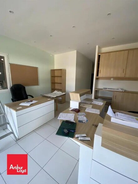 Flex in Tremblay-les-Villages for sale - Interior Photo - Image 3 of 5