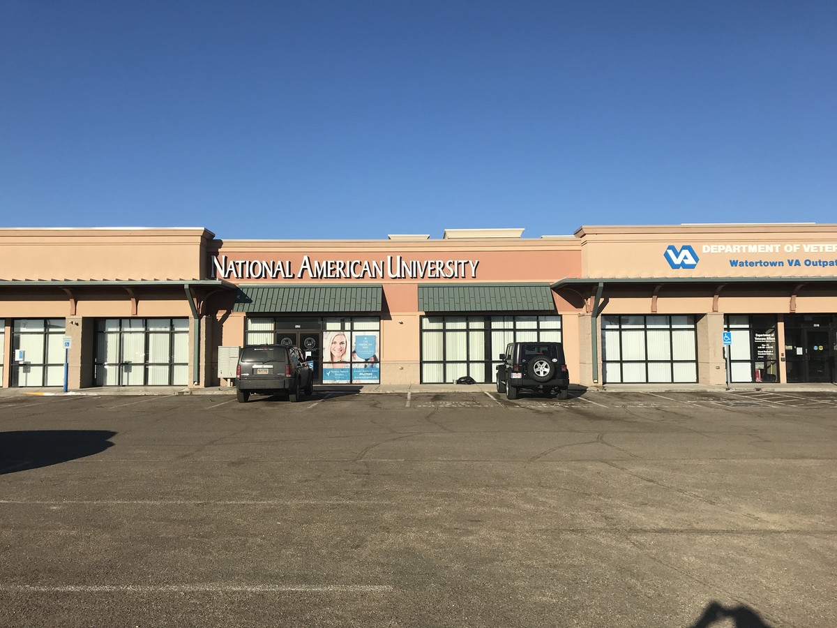 911 29th St SE, Watertown, SD 57201 - Watertown Retail Center | LoopNet