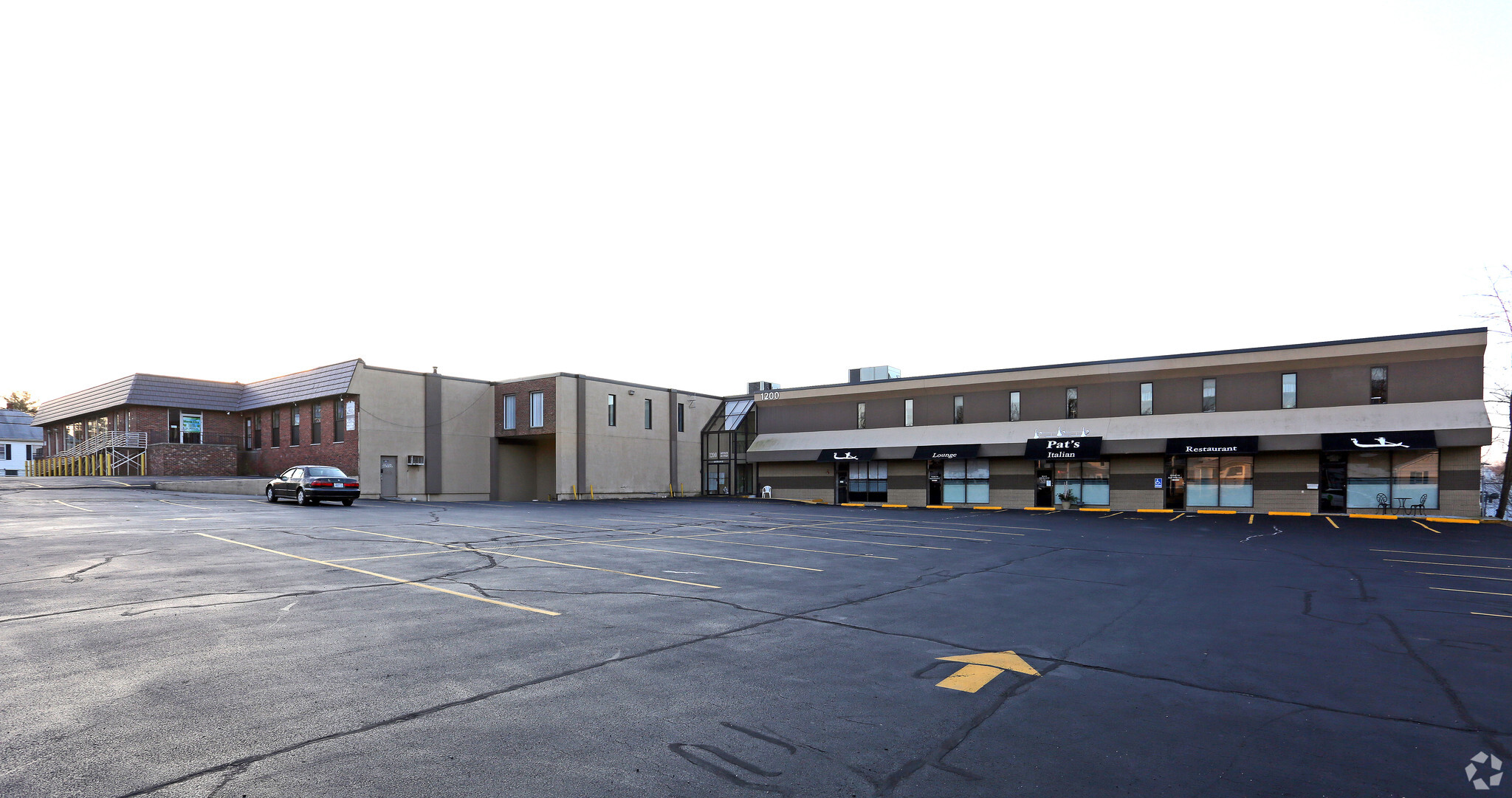 1200 Hartford Ave, Johnston, RI for lease Primary Photo- Image 1 of 41