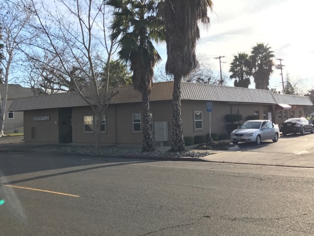 430 Crane Ave, Turlock, CA for lease - Primary Photo - Image 1 of 6