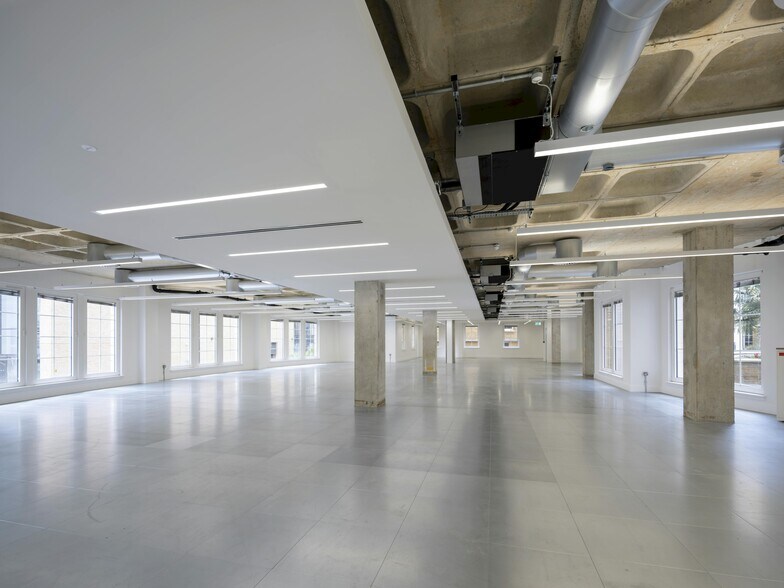 Trafalgar St, Brighton for lease - Building Photo - Image 3 of 10