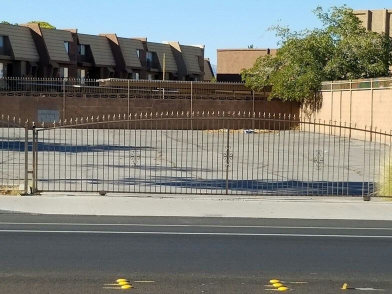 5040 Edna Ave, Las Vegas, NV for lease - Building Photo - Image 3 of 69