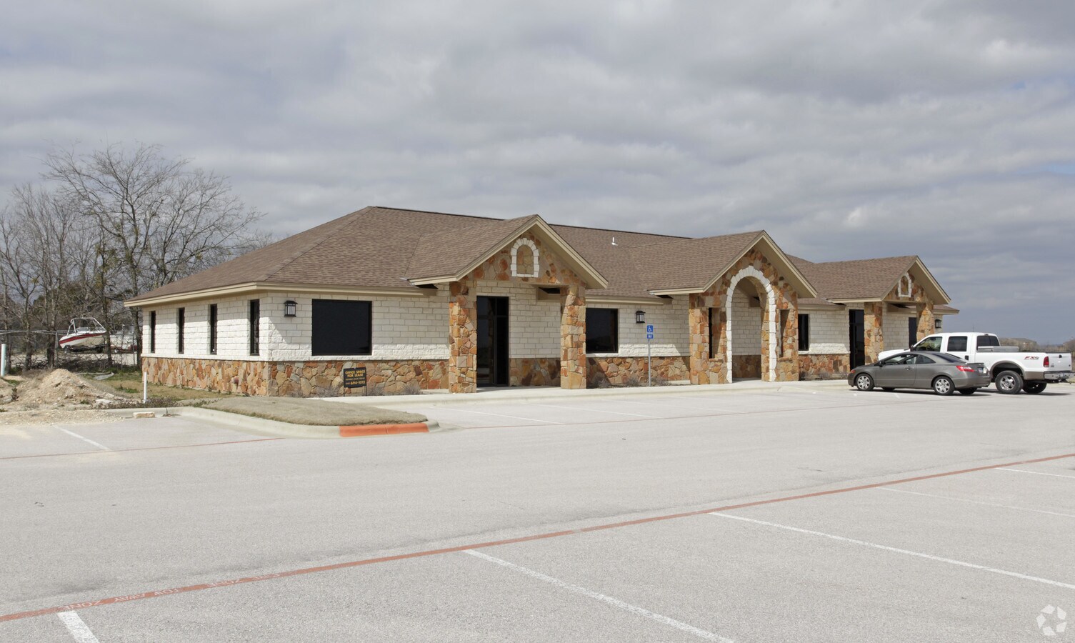 2911 S A.W. Grimes Blvd, Pflugerville, TX 78660