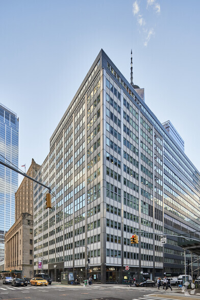 100 Church St, New York, NY for lease - Building Photo - Image 2 of 7