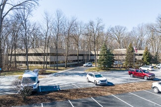 More details for 1695 Indian Wood Cir, Maumee, OH - Office for Lease