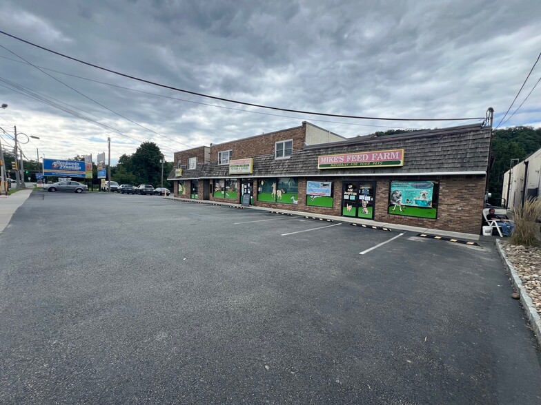 90-96 Hamburg Tpke, Riverdale, NJ for sale - Building Photo - Image 1 of 11