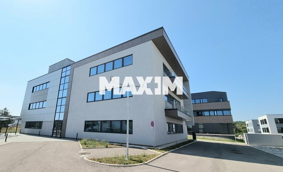 2 Rue Du Rompot, Fontaine-lès-Dijon for lease - Building Photo - Image 1 of 3