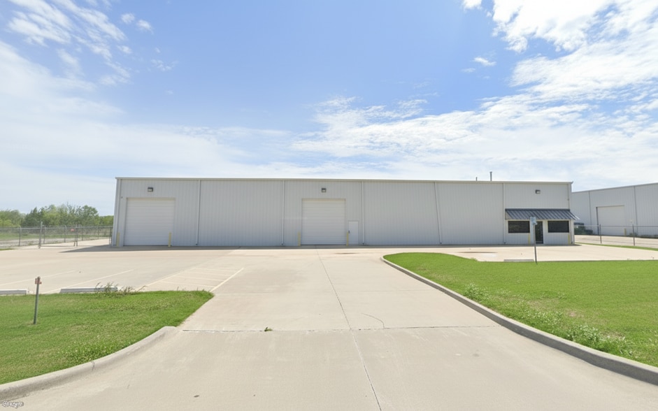 4720 United Dr, Oklahoma City, OK for lease - Building Photo - Image 2 of 13
