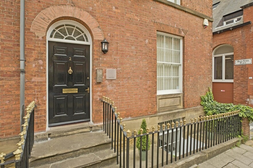 2 Queen St, Leeds for sale - Building Photo - Image 3 of 13