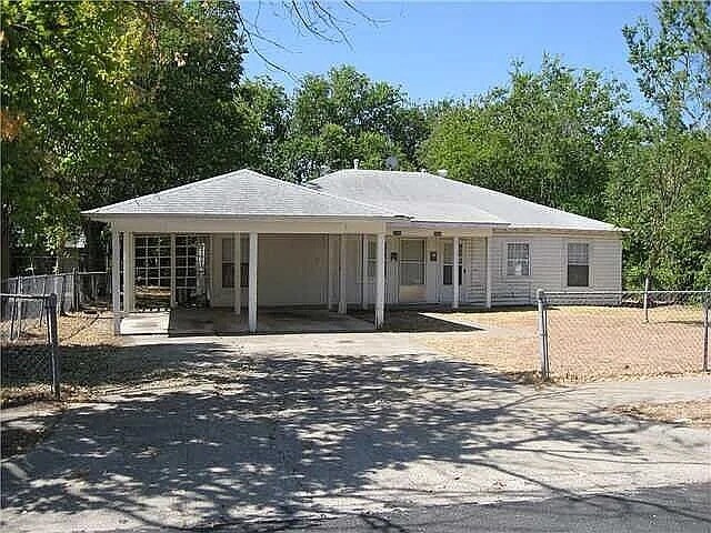 Small Killeen Portfolio portfolio of 1 properties for sale on LoopNet.com - Building Photo - Image 2 of 4