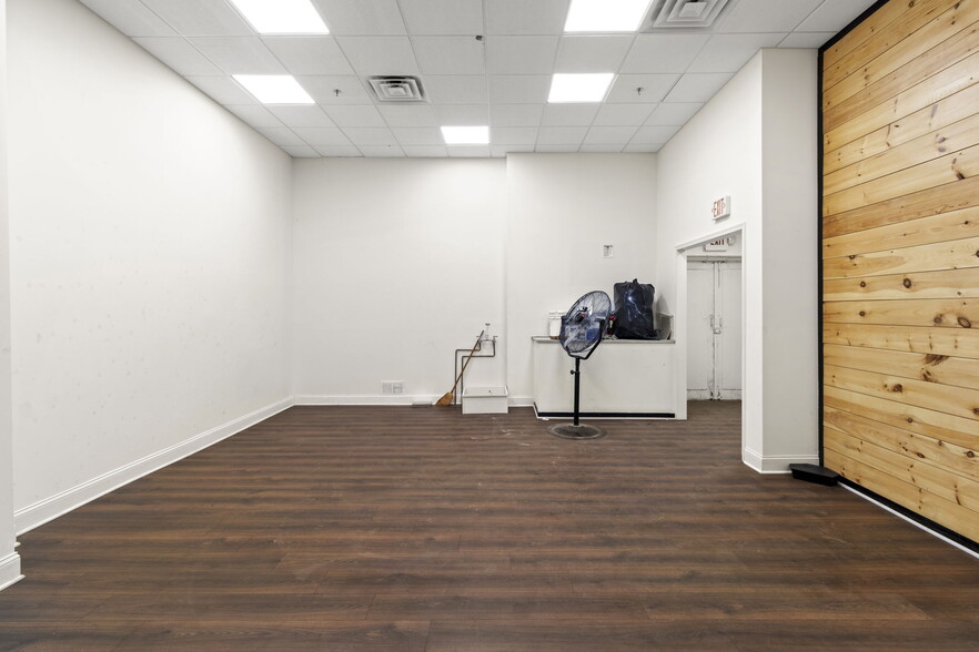 722 Chestnut St, Philadelphia, PA for lease - Interior Photo - Image 3 of 9