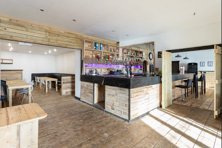 413 High St, Methil for sale - Interior Photo - Image 3 of 4