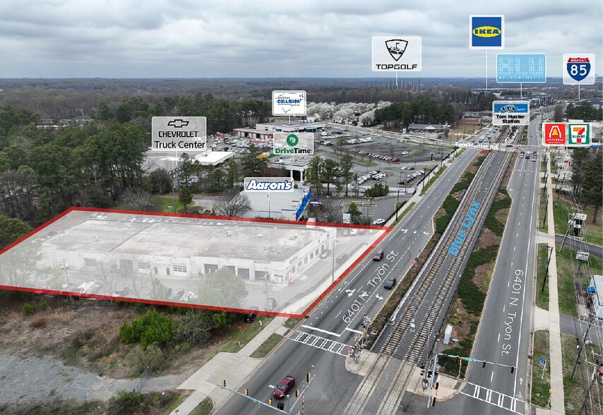 6401 N Tryon St, Charlotte, NC for lease - Building Photo - Image 1 of 8