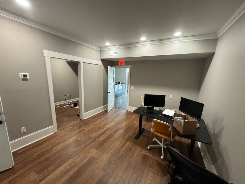 2589 E Phillips Rd, Greer, SC for lease - Interior Photo - Image 2 of 4