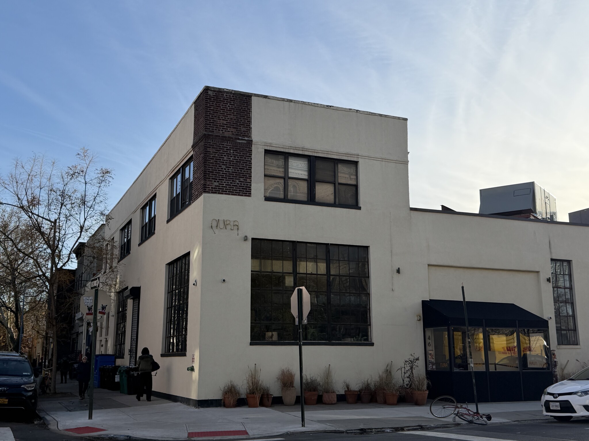 46 Norman Ave, Brooklyn, NY for lease Primary Photo- Image 1 of 2