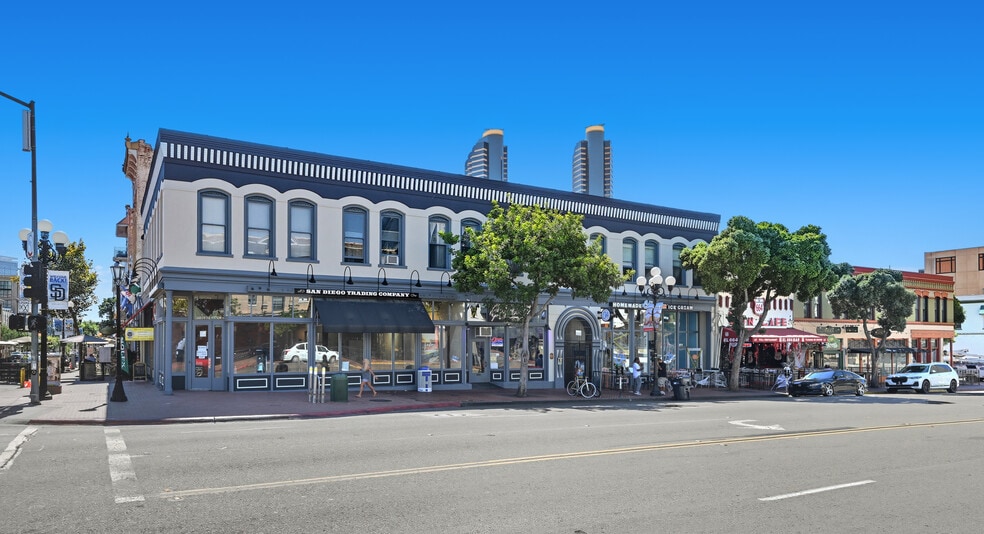 425-437 Market St, San Diego, CA for lease - Building Photo - Image 2 of 8