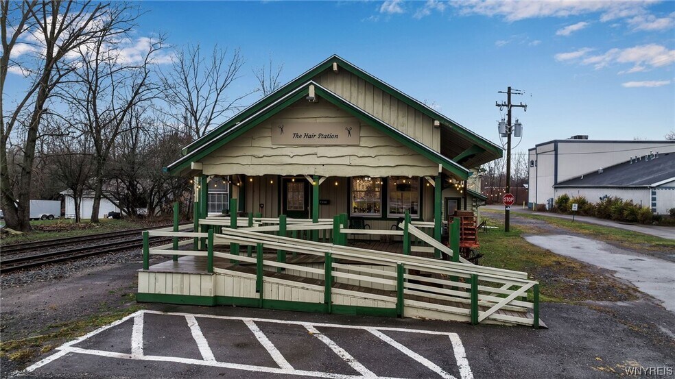 1352 Exchange St, Alden, NY for sale - Building Photo - Image 1 of 1