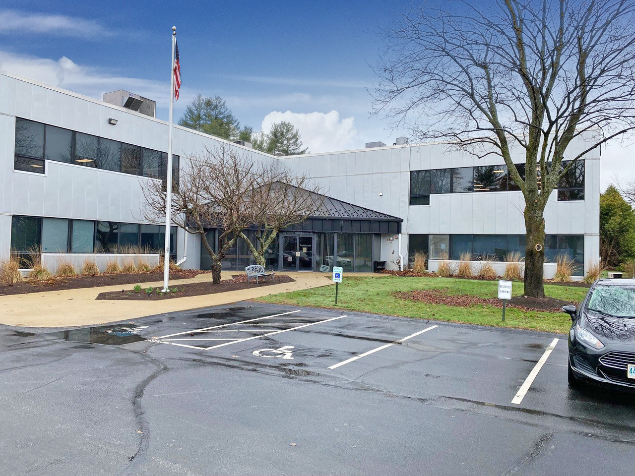 316 Daniel Webster Hwy, Merrimack, NH 03054 - Office for Lease | LoopNet