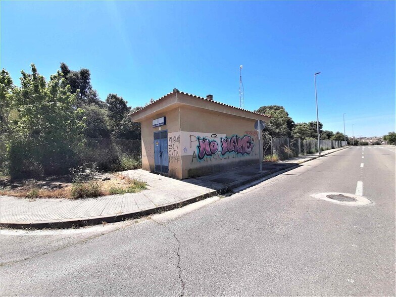 Land in Cáceres for sale - Building Photo - Image 2 of 17