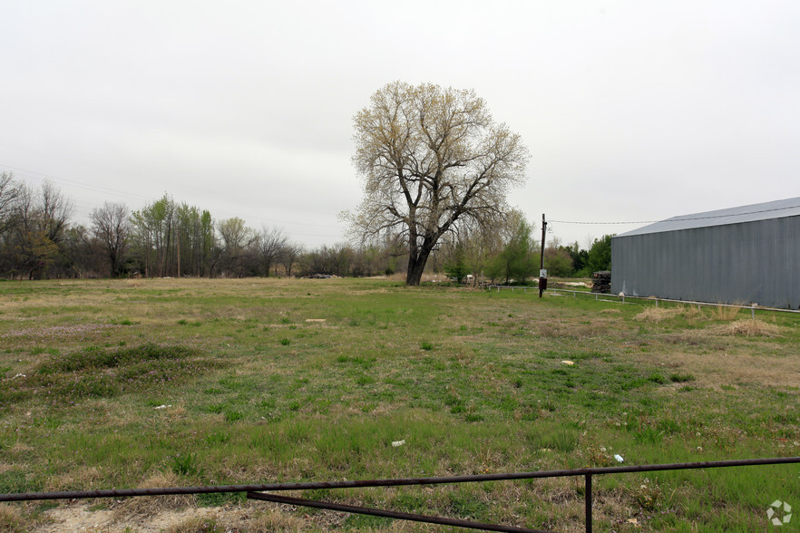 8209 NE 23rd St, Oklahoma City, OK for sale - Primary Photo - Image 1 of 1