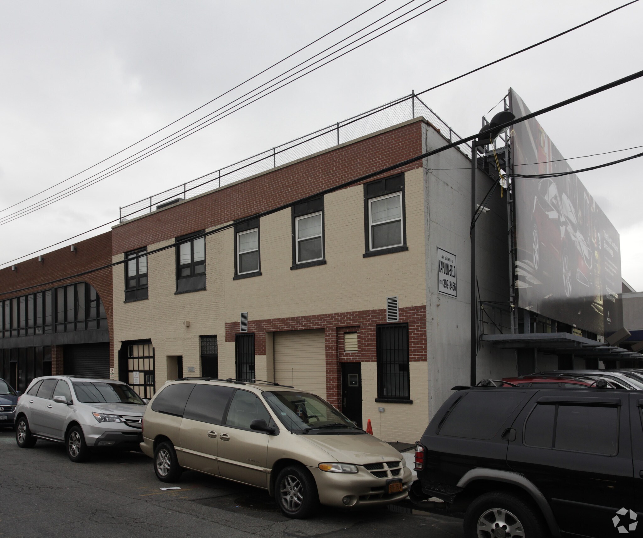 33-18 57th St, Woodside, NY for sale Primary Photo- Image 1 of 1