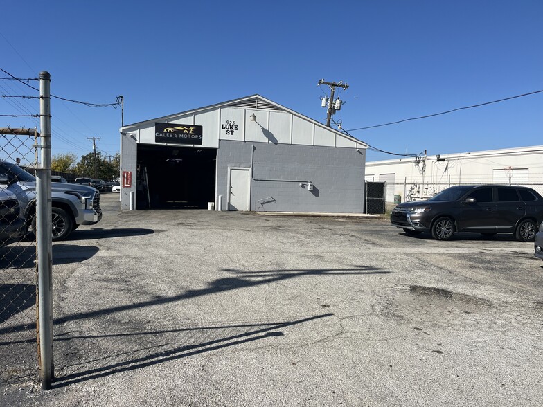 925 Luke St, Irving, TX for sale - Building Photo - Image 3 of 7